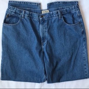 ll bean men's comfort waist shorts